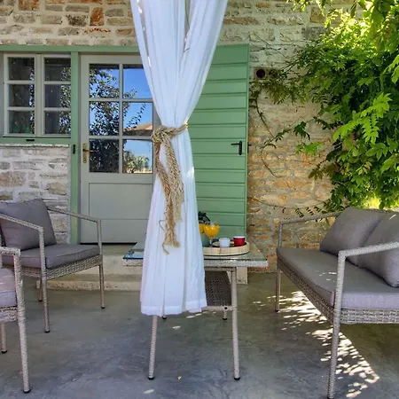 Villa Charming Kalu With Private Pool Near Rovinj By Wiibuk *