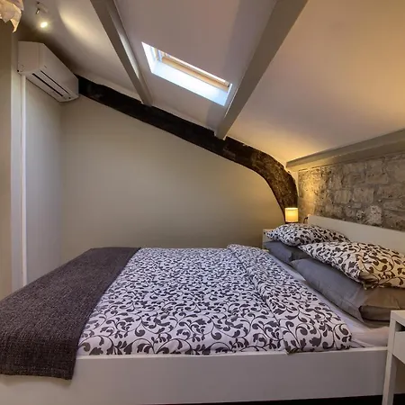 Villa Charming Kalu With Private Pool Near Rovinj By Wiibuk
