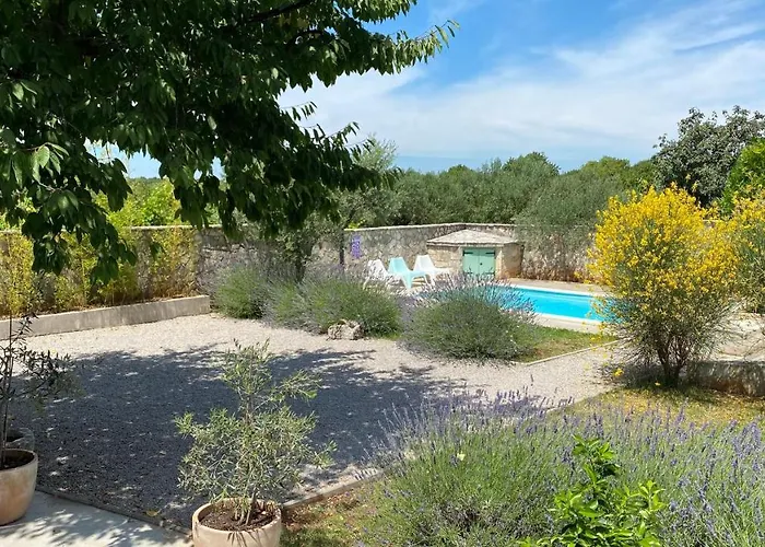 Willa Charming Kalu With Private Pool Near Rovinj By Wiibuk *