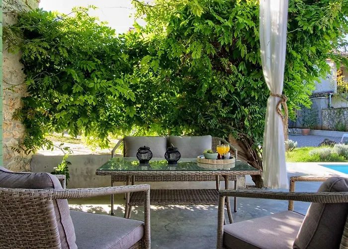 Charming Kalu With Private Pool Near Rovinj By Wiibuk Willa Mrgani