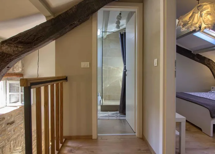 Charming Kalu With Private Pool Near Rovinj By Wiibuk Mrgani